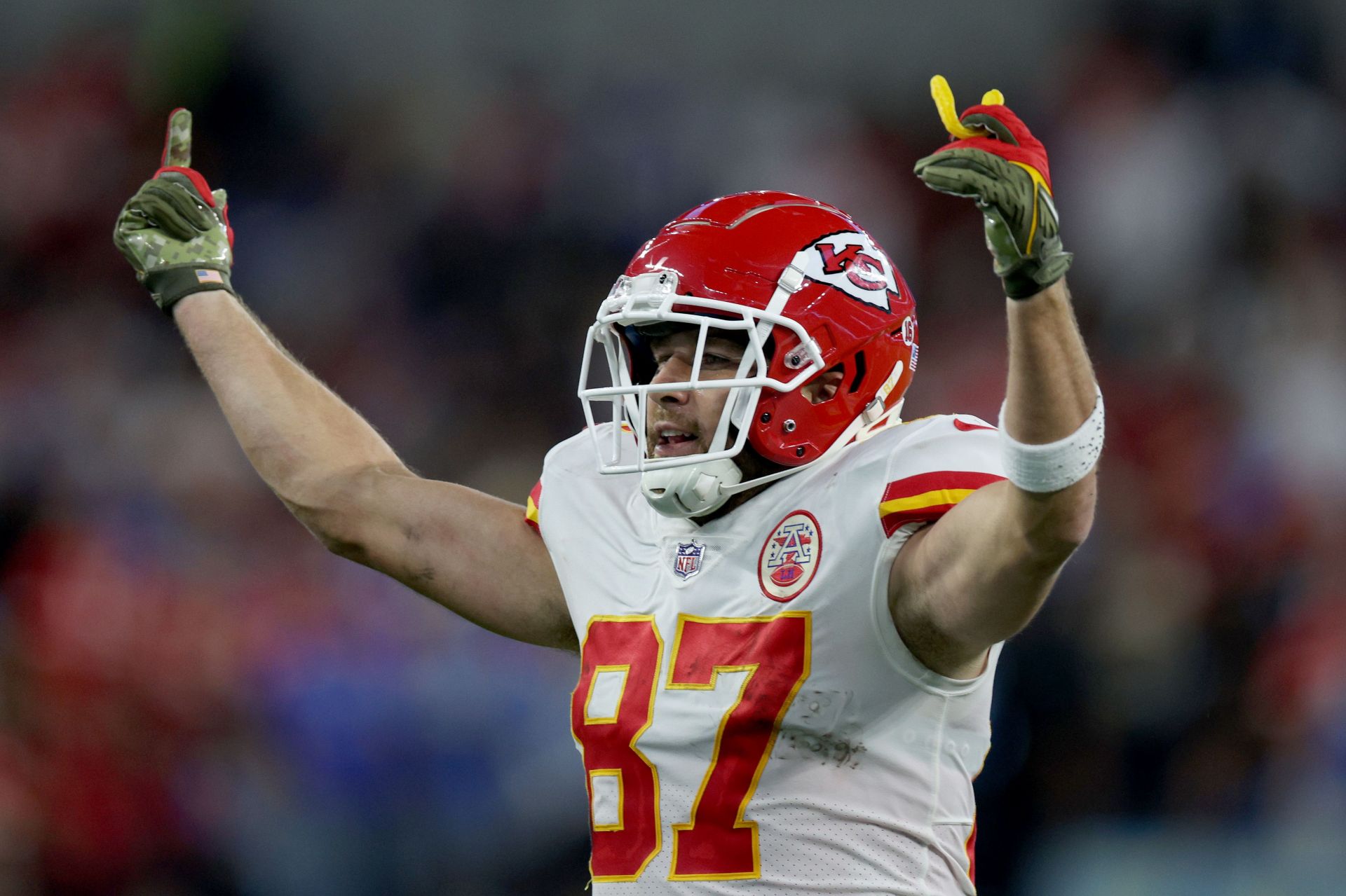 Kansas City Chiefs TE Travis Kelce No. 2 in Pro Bowl fan voting