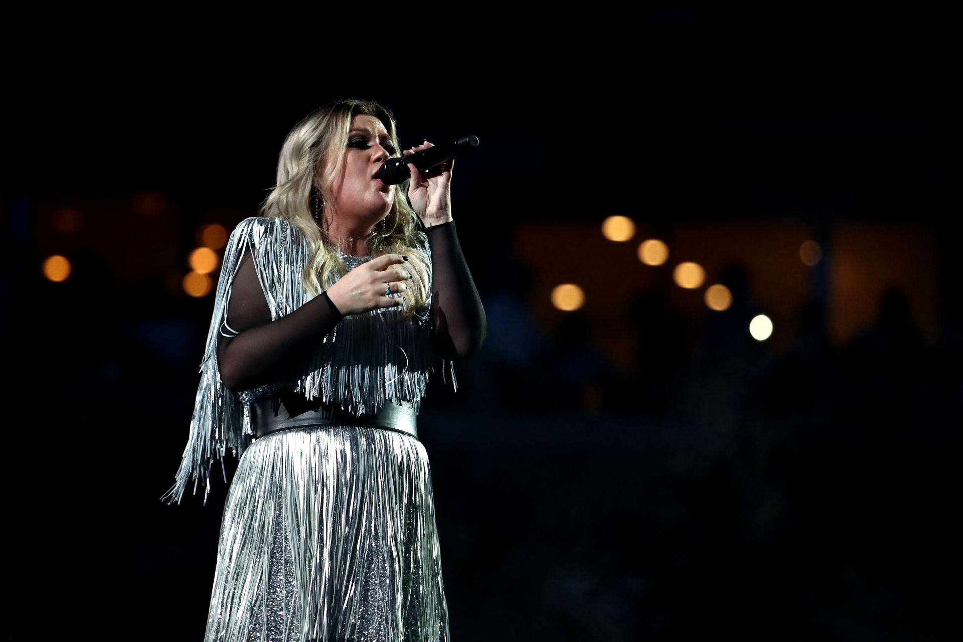 Kelly Clarkson at the 2018 US Open - Day 1