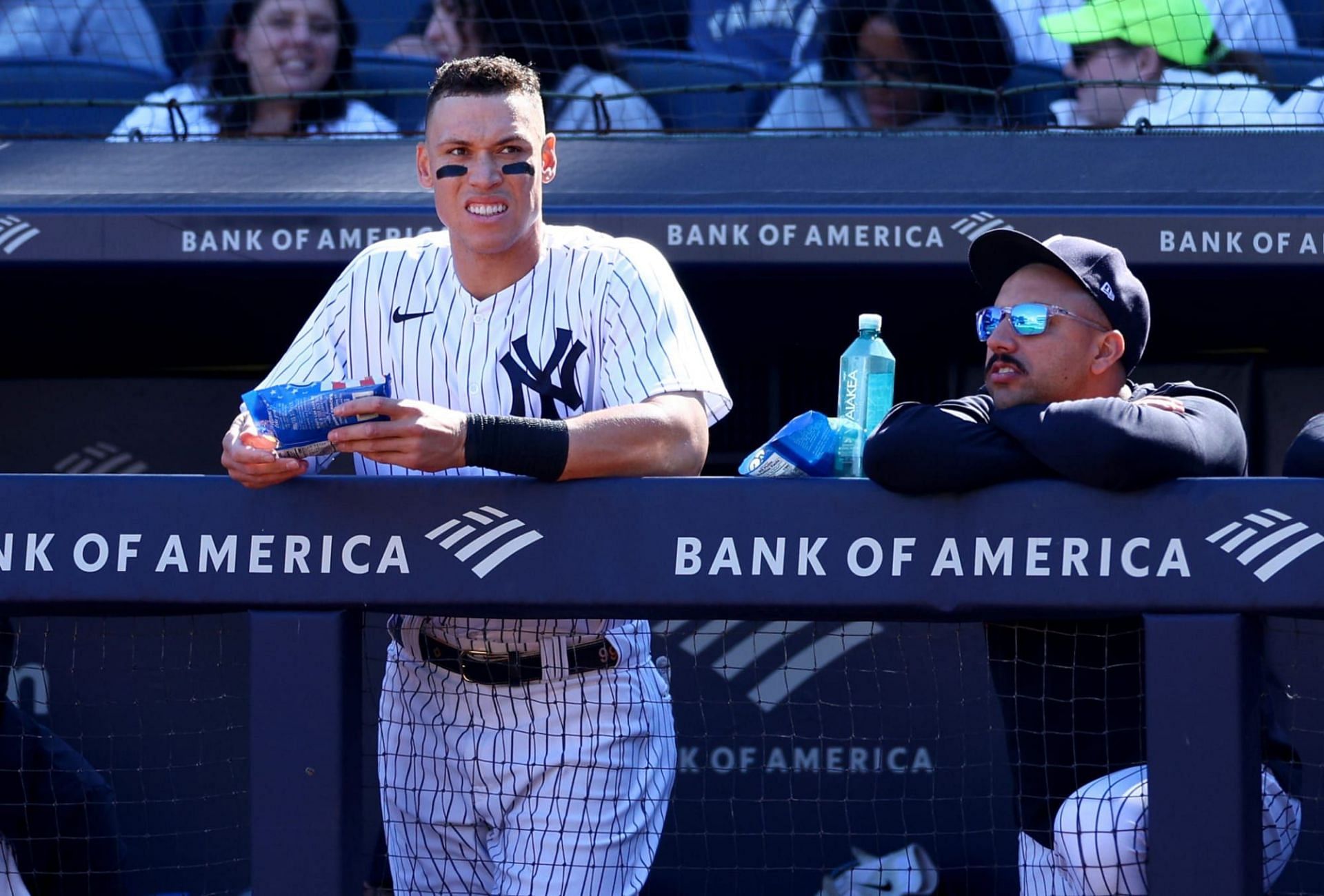 Aaron Judge with Nestor Cortes in the Yankees dugout