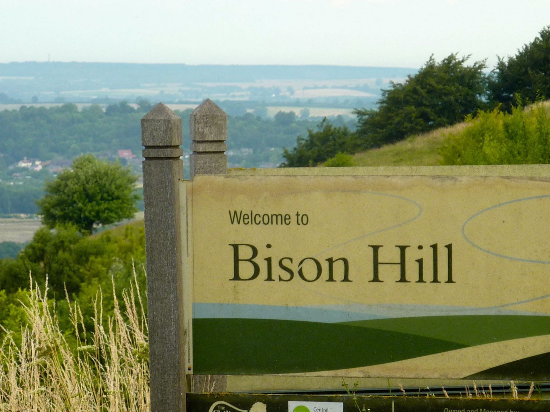 You can reach Bison Hill Car Park in just over an hour from London. (Photo via thecyclehub.net)