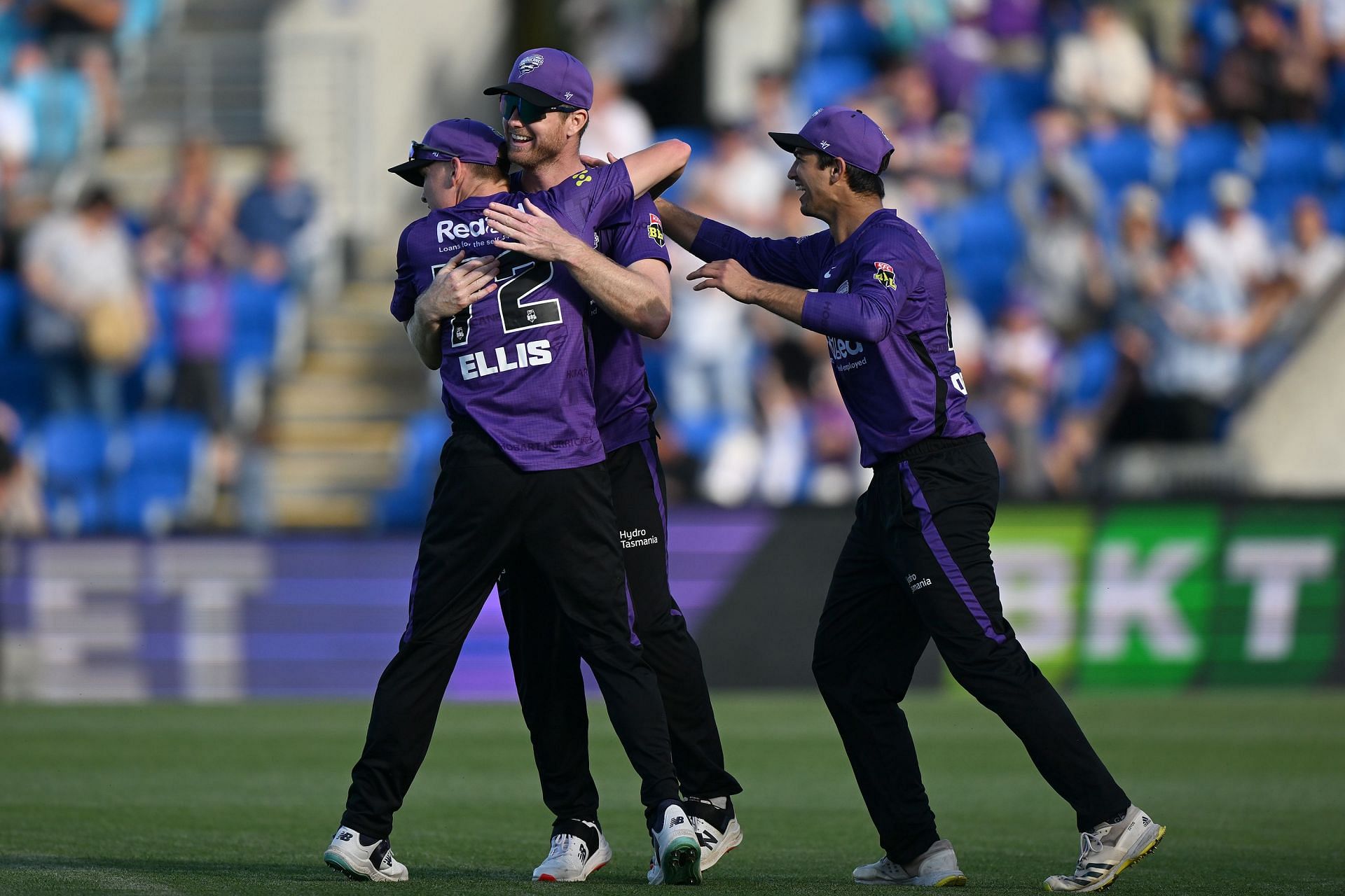 BBL - Hobart Hurricanes v Melbourne Renegades