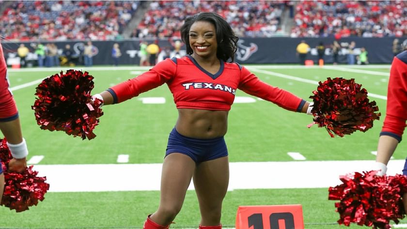 Simone Biles appears as guest Texans cheerleader