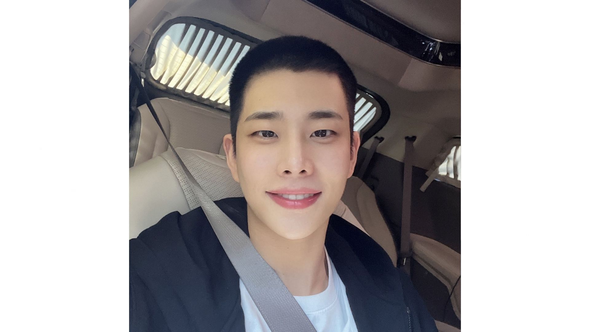 Myungjoon (MJ&rsquo;s real name) enlisted as a part of the military band on May 9, 2022. He will be back by the second half of 2023. (Image via Twitter/@offclASTRO)