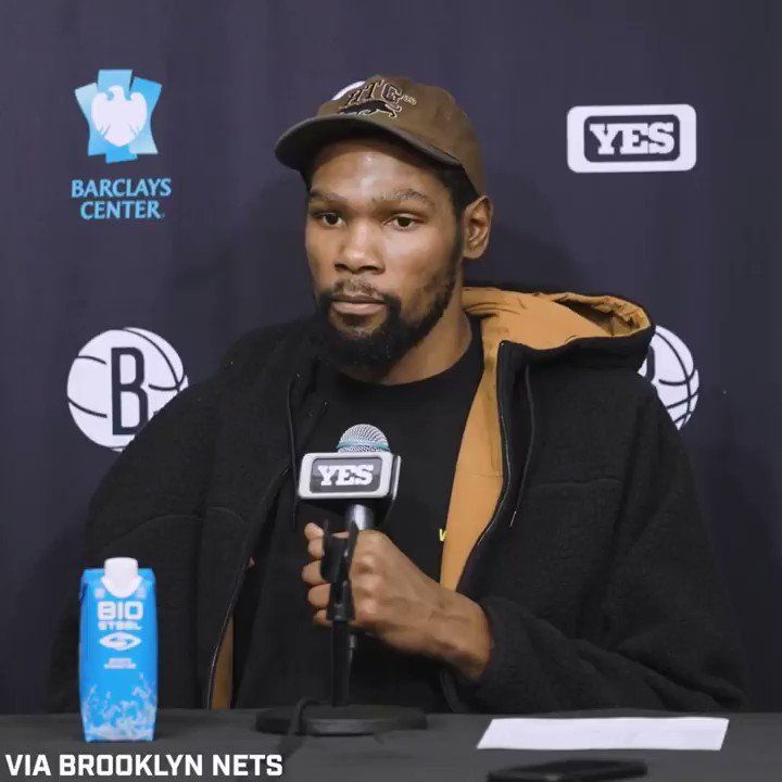 Kevin Durant being nonchalant on Aaron Judge's deal had fans