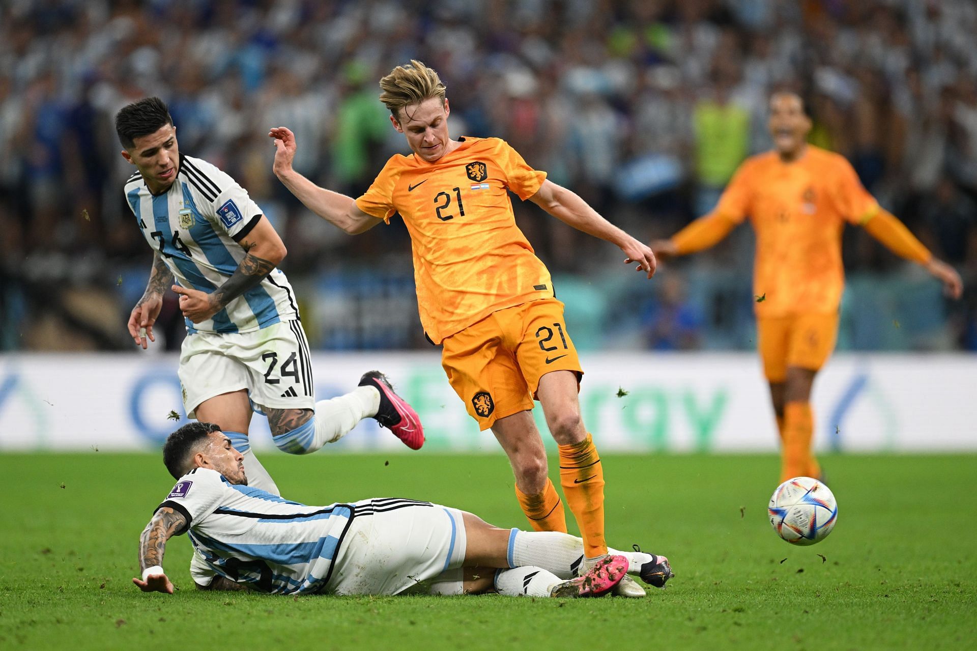 Frenkie de Jong was wanted at the Parc des Princes this summer.