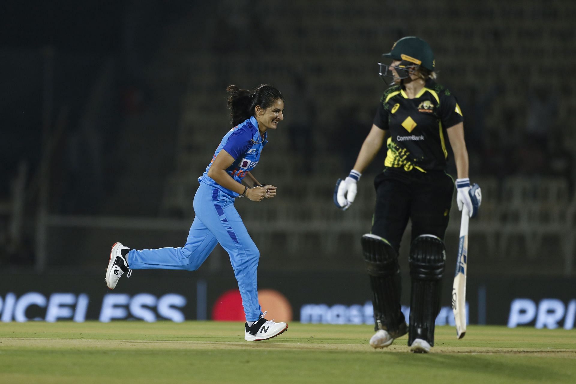 Renuka Singh in action during the India v Australia - T20 Series: Game 3