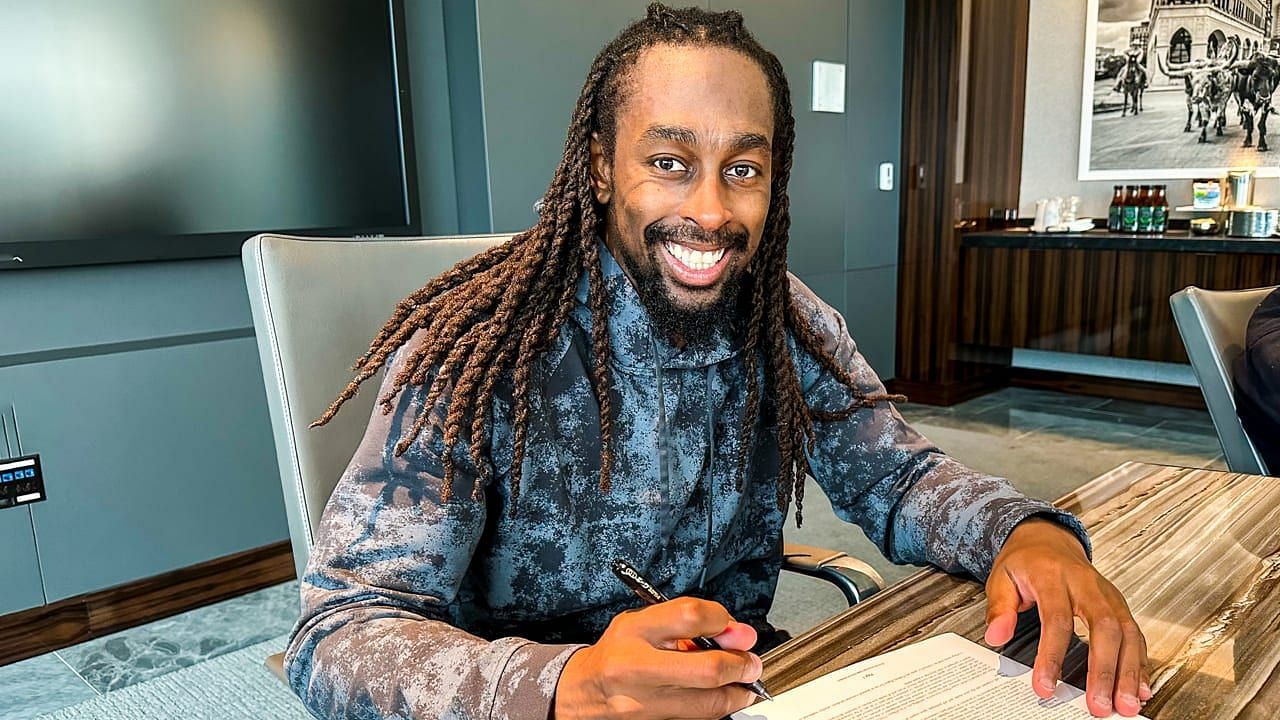 T.Y. Hilton signs for Dallas Cowboys