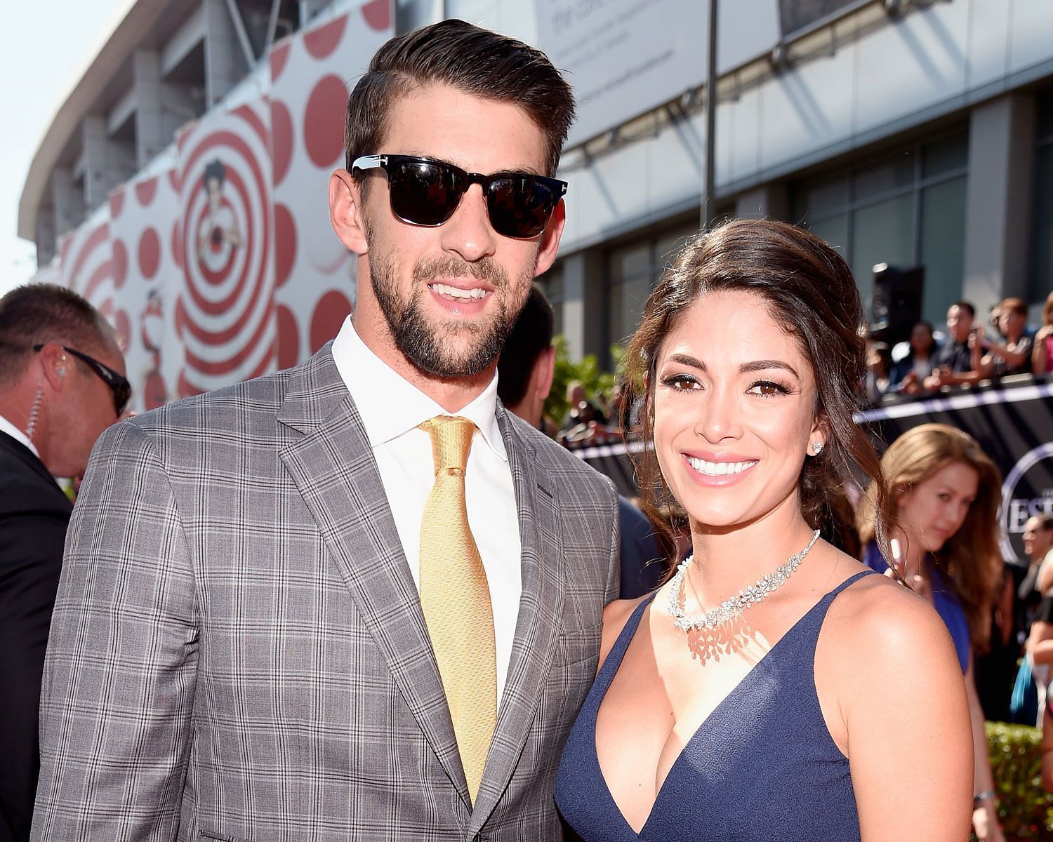 Michael Phelps and his wife (Image via The Knot)