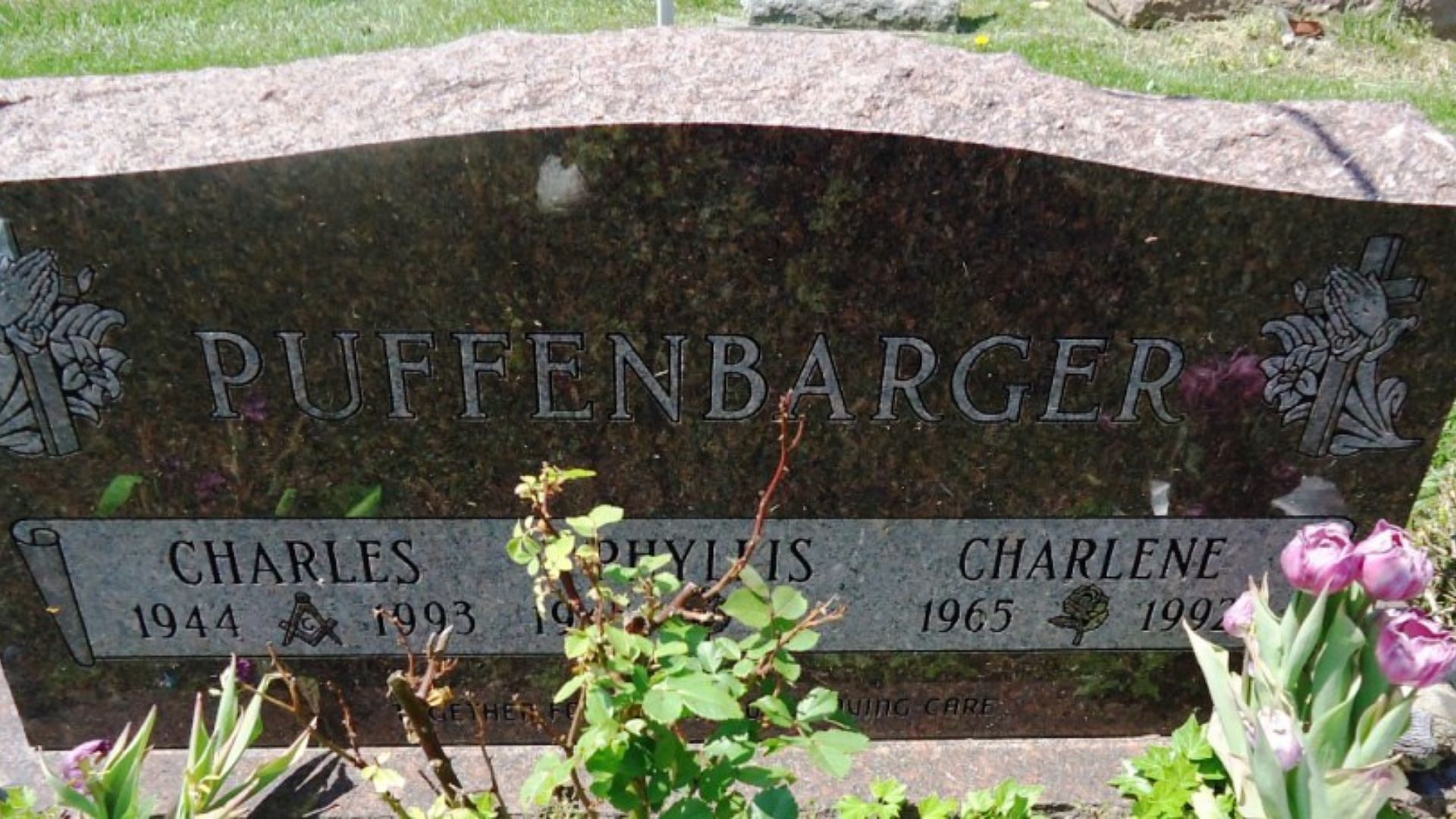 Charlene Puffenbarger is buried at Locust Grove Cemetery (Image Via Find a Grave)