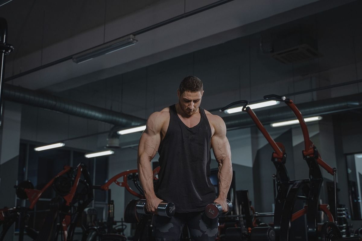 6 Best Side Deltoid Exercises to Make Your Shoulders Look Bigger