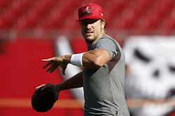 Buccaneers QB Blaine Gabbert puts in hero shift, helps rescue family from emergency helicopter landing near Davis Islands