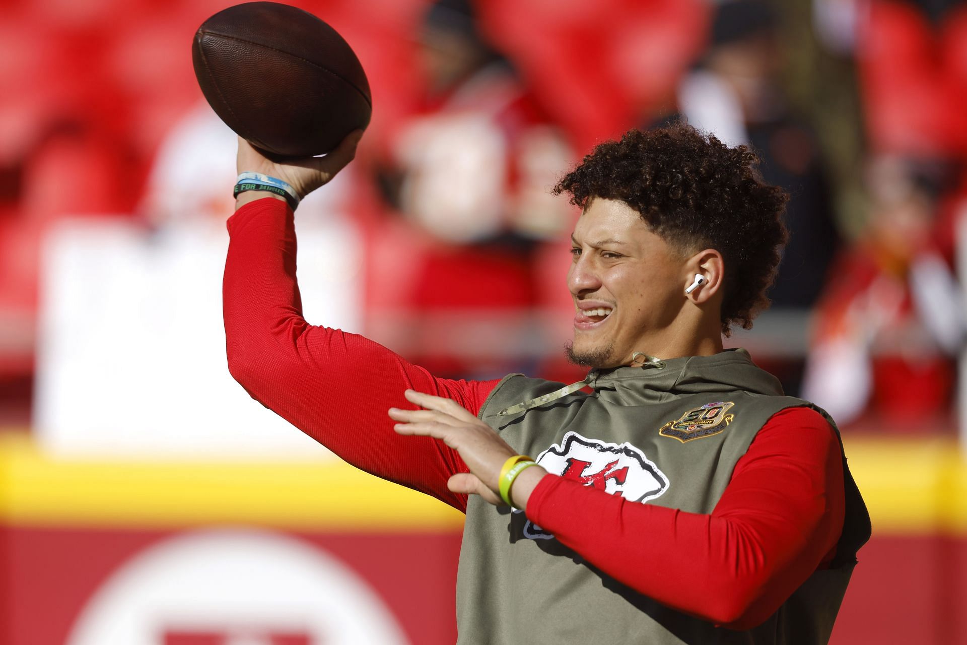 Is Patrick Mahomes' father the retired MLB player? - DraftKings