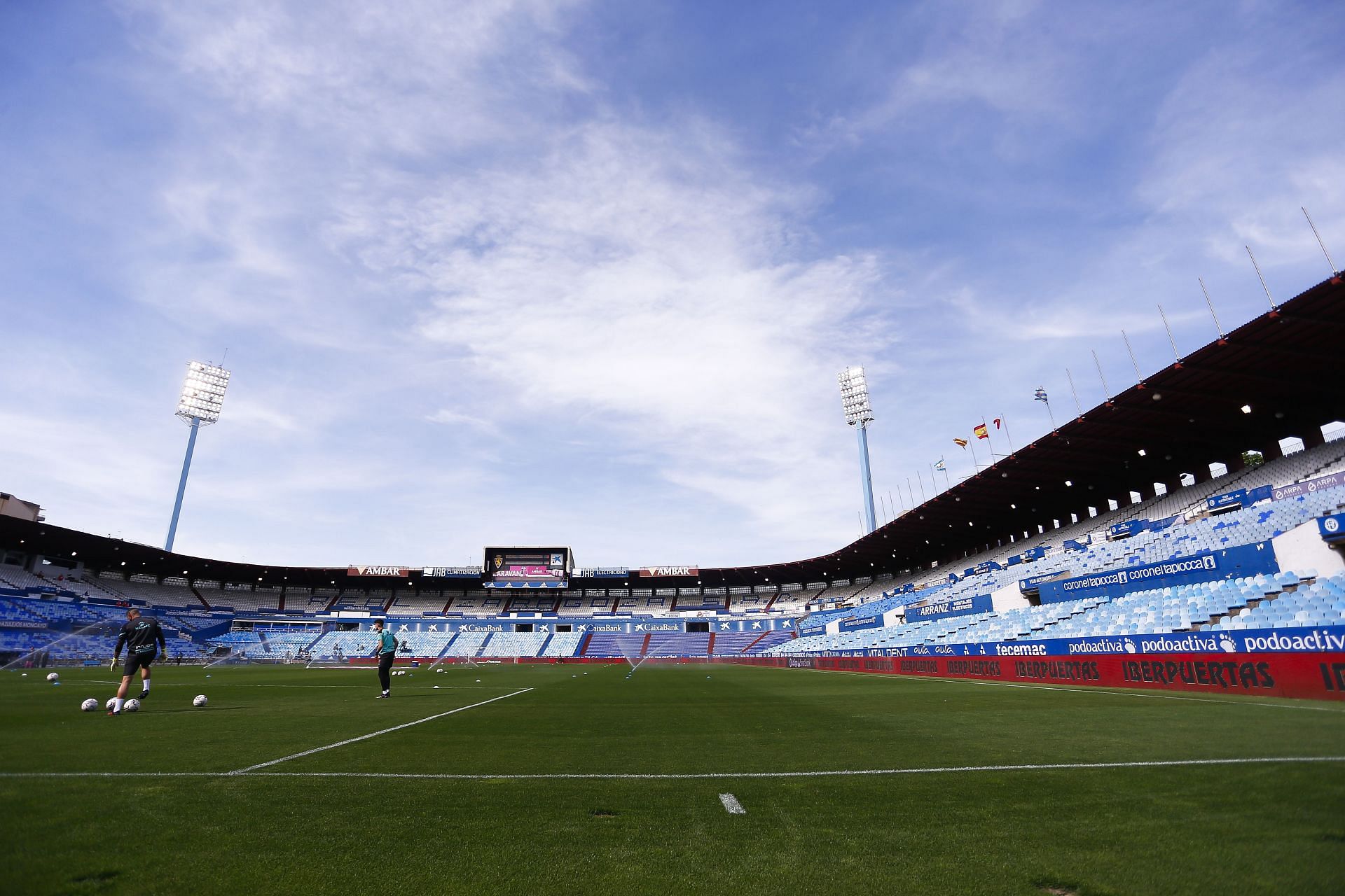 Real Zaragoza v RCD Espanyol - La Liga Smartbank