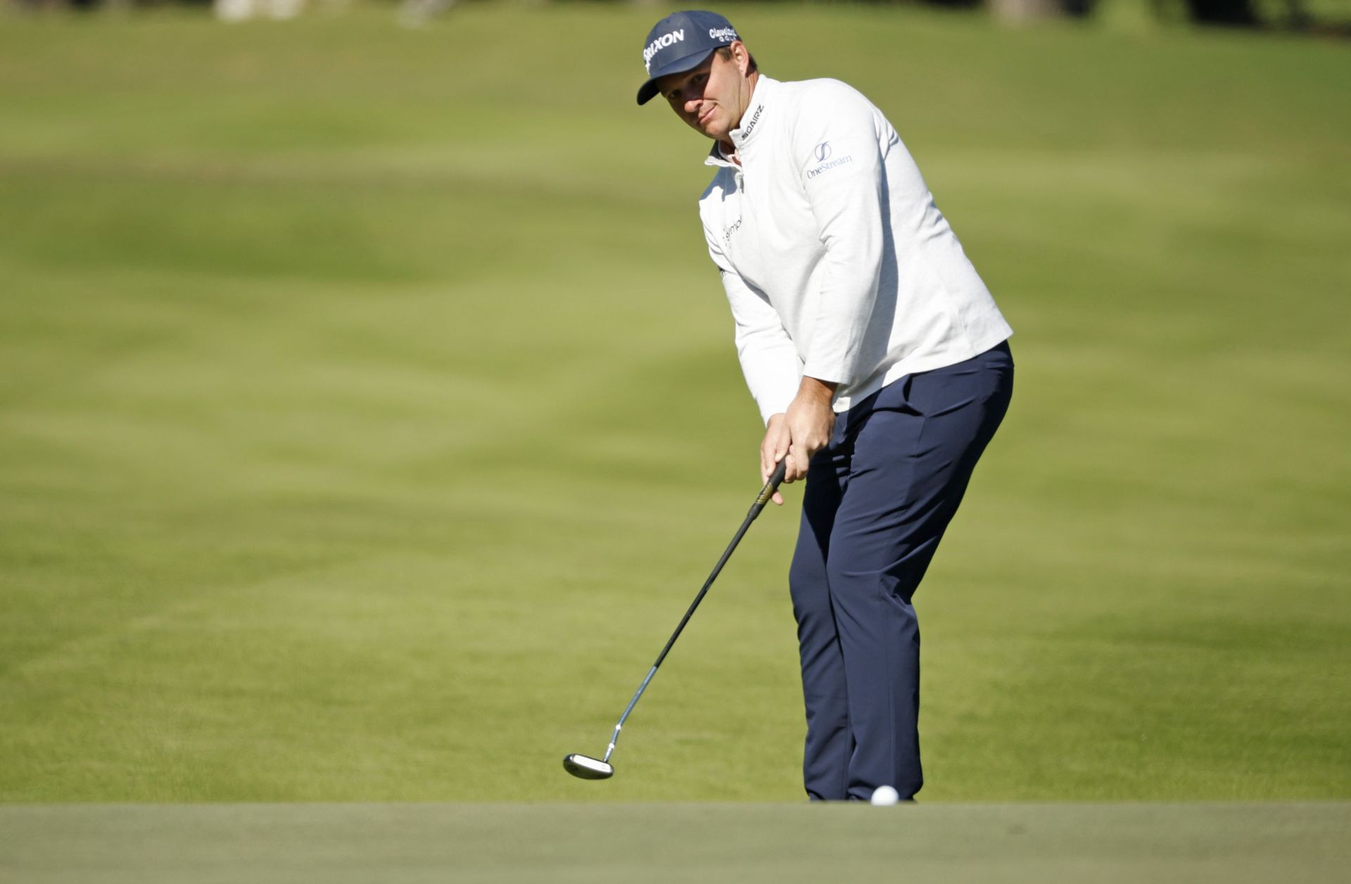 Just attempting this shot is insanity”: Sepp Straka sends golf fans into  meltdown with an insane chip shot over bunker at Open Championship 2023