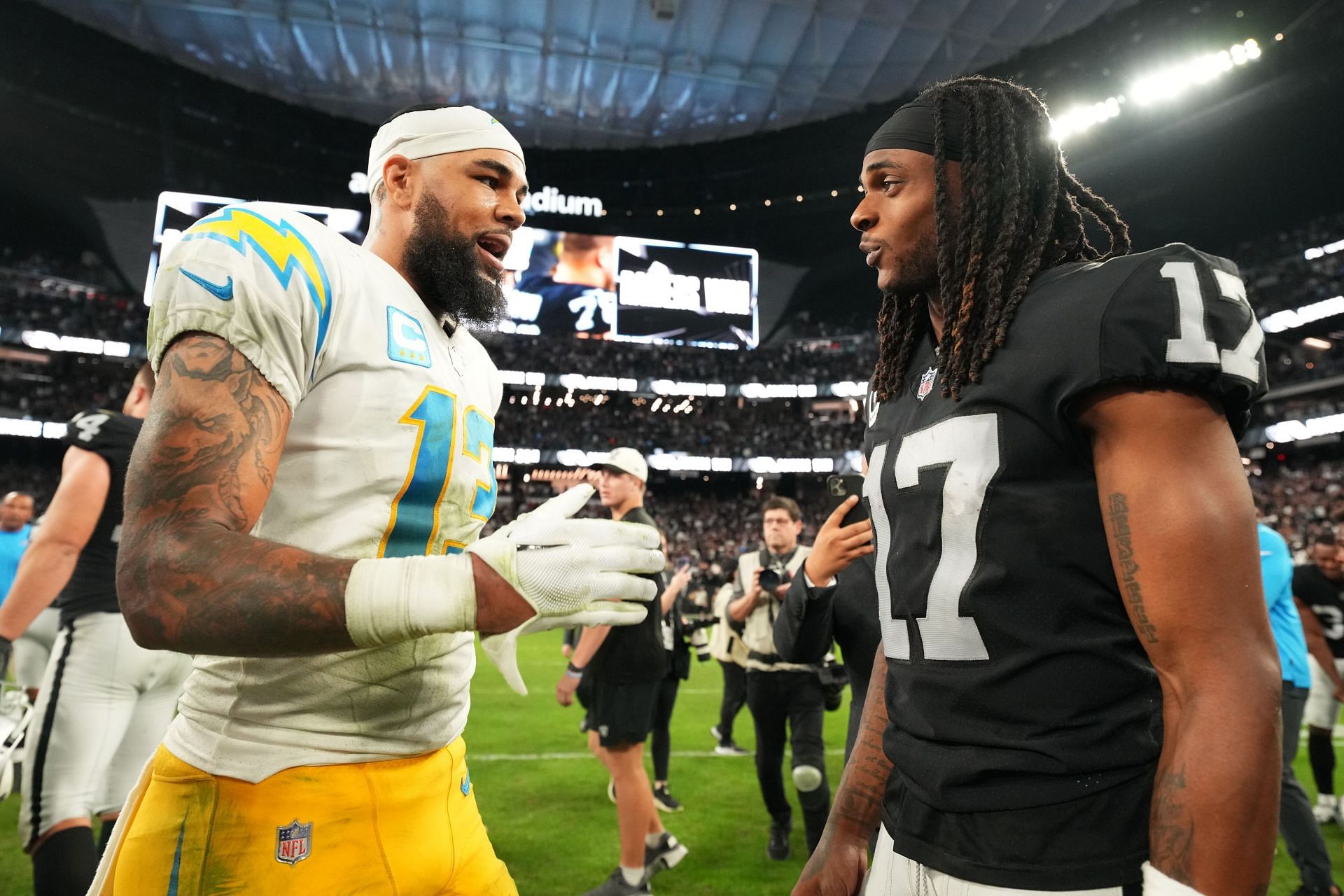 The Playoffs » Em primeiro jogo em Las Vegas, Raiders surpreendem