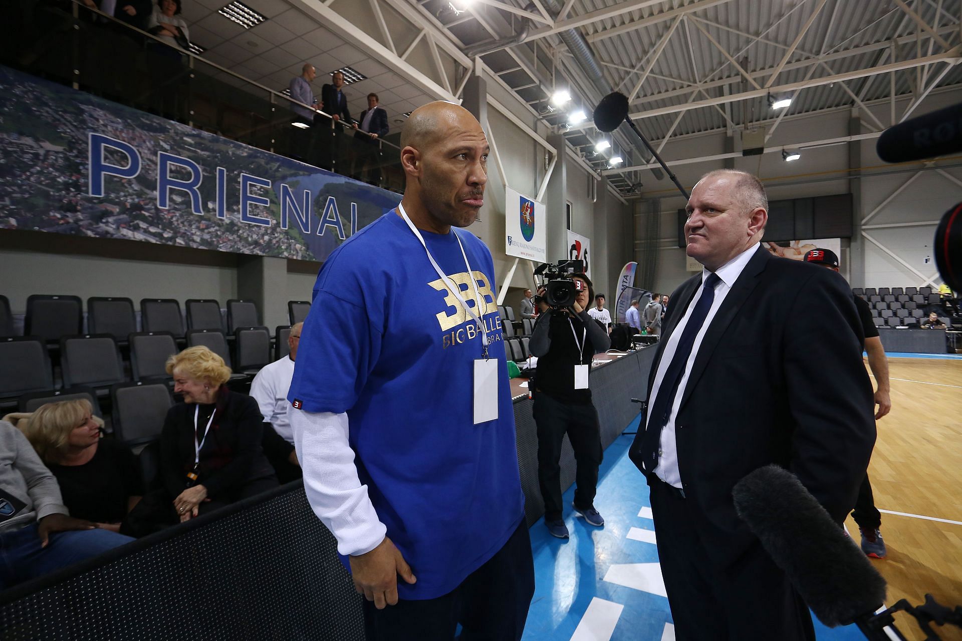 Many NBA fans disliked LaMelo and Lonzo Ball because of their dad (Image via Getty Images)