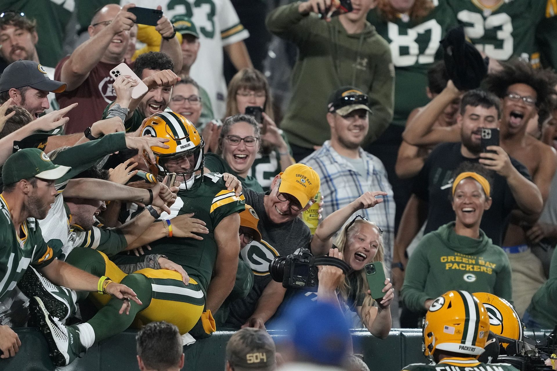 NFL Lambeau Leap Fails 