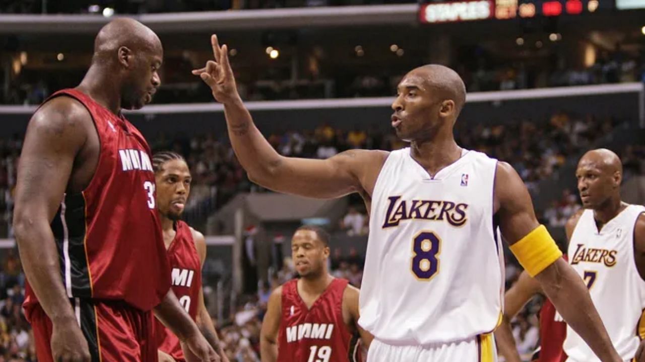 Kobe Bryant of the LA Lakers against Shaquille O&#039;Neal of the Miami Heat in 2004