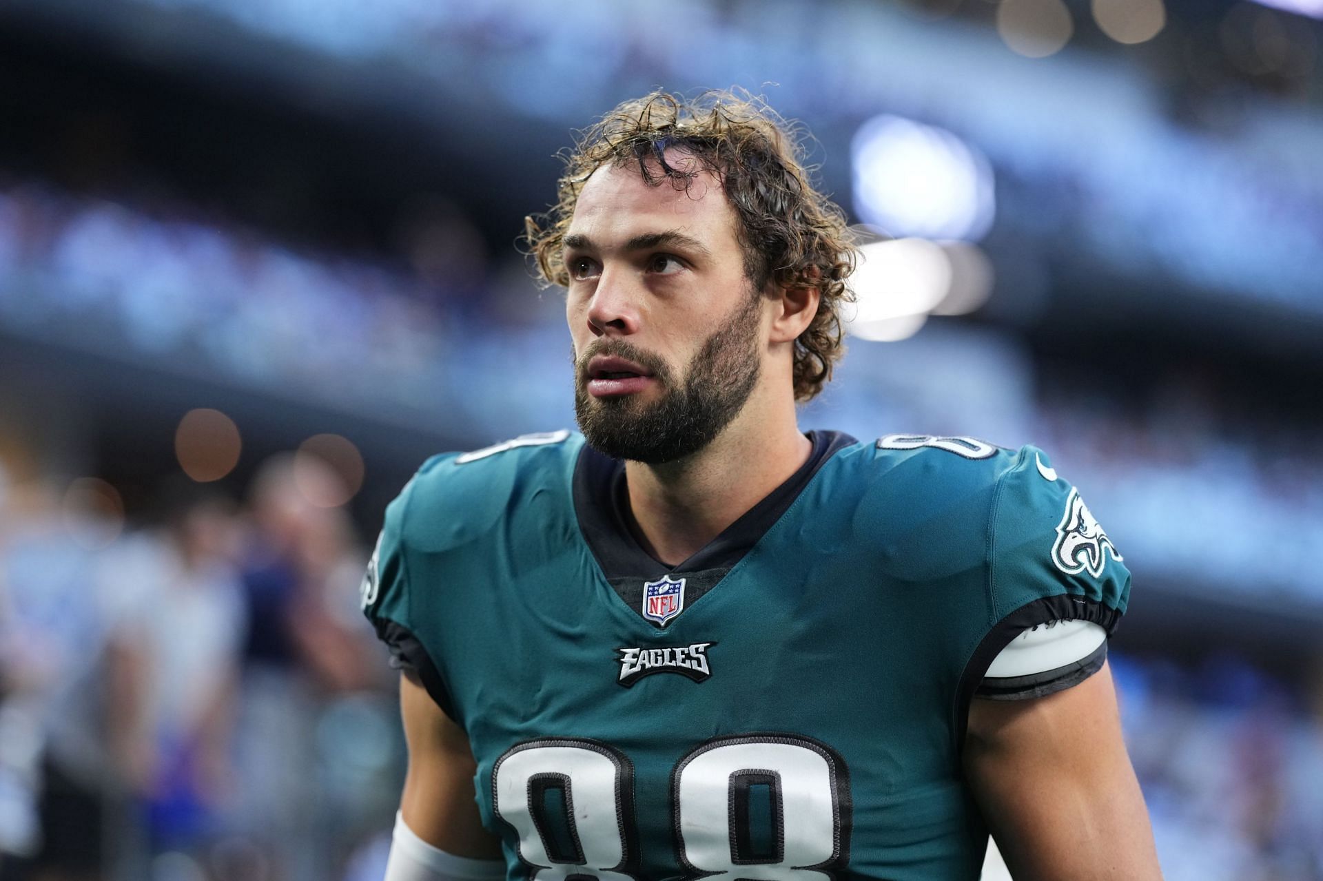 Is Dallas Goedert playing against the Chicago Bears? Update on Eagles