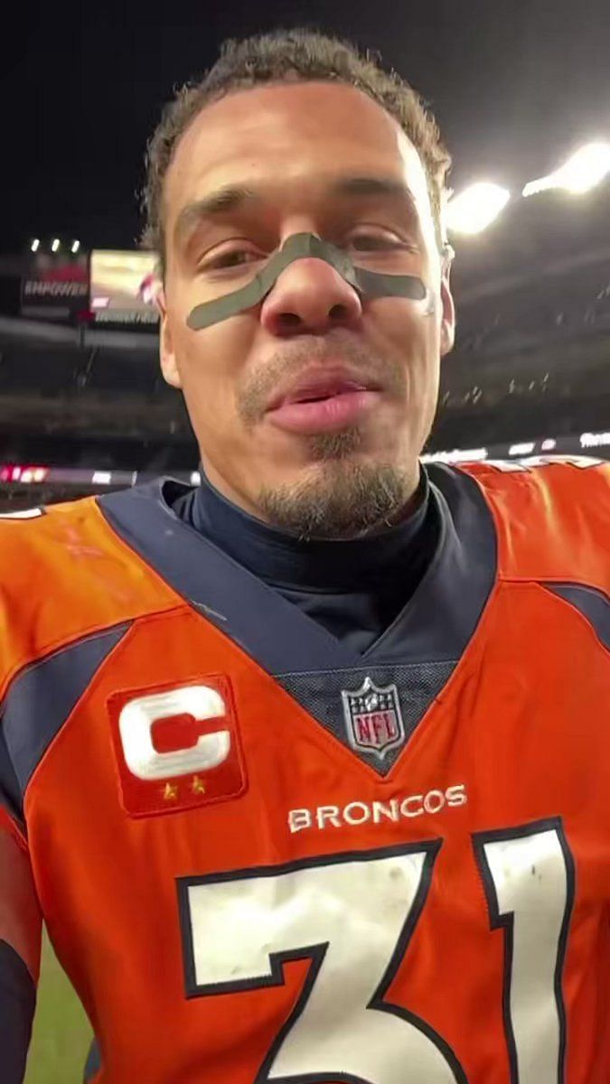 Denver Broncos quarterback Russell Wilson (3) take a drink against the  Houston Texans during an NFL football game Sunday, Sept. 18, 2022, in  Denver. (AP Photo/Jack Dempsey Stock Photo - Alamy