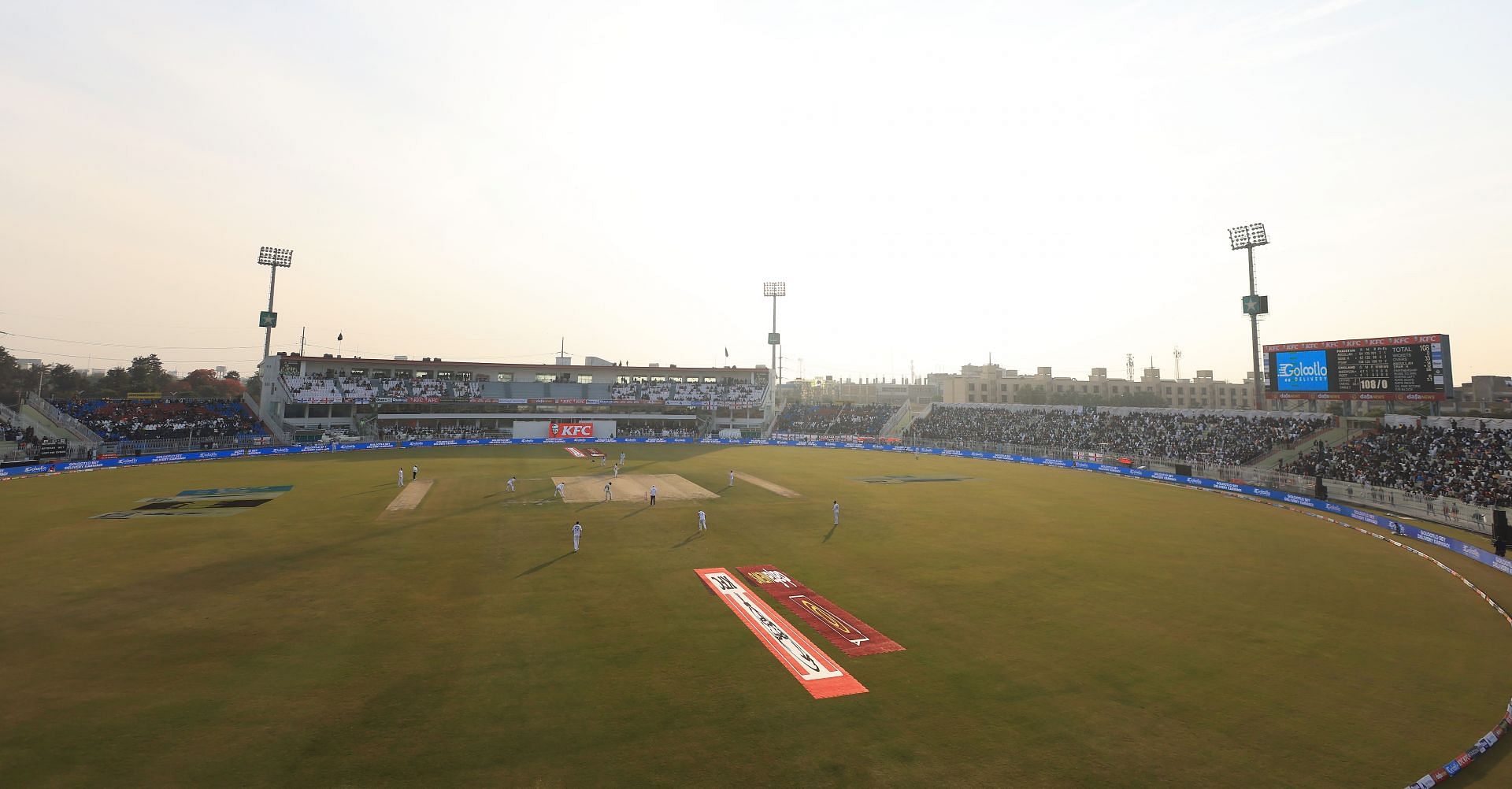 Pakistan v England - First Test Match: Day Two