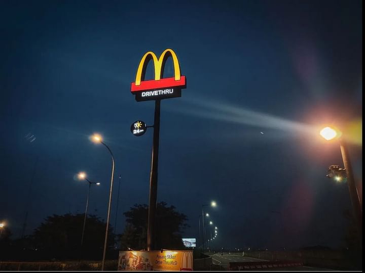 How many McDonald's are there in the world?