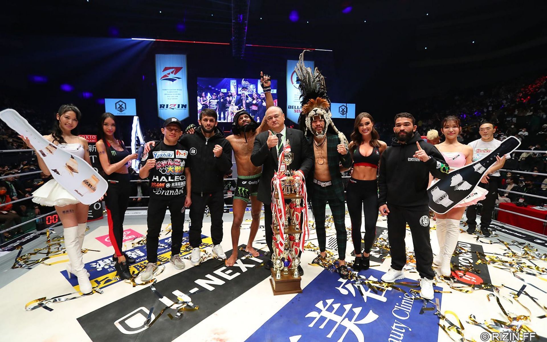 Bellator celebrate their clean sweep over Rizin {Photo credit: RIZIN FF}