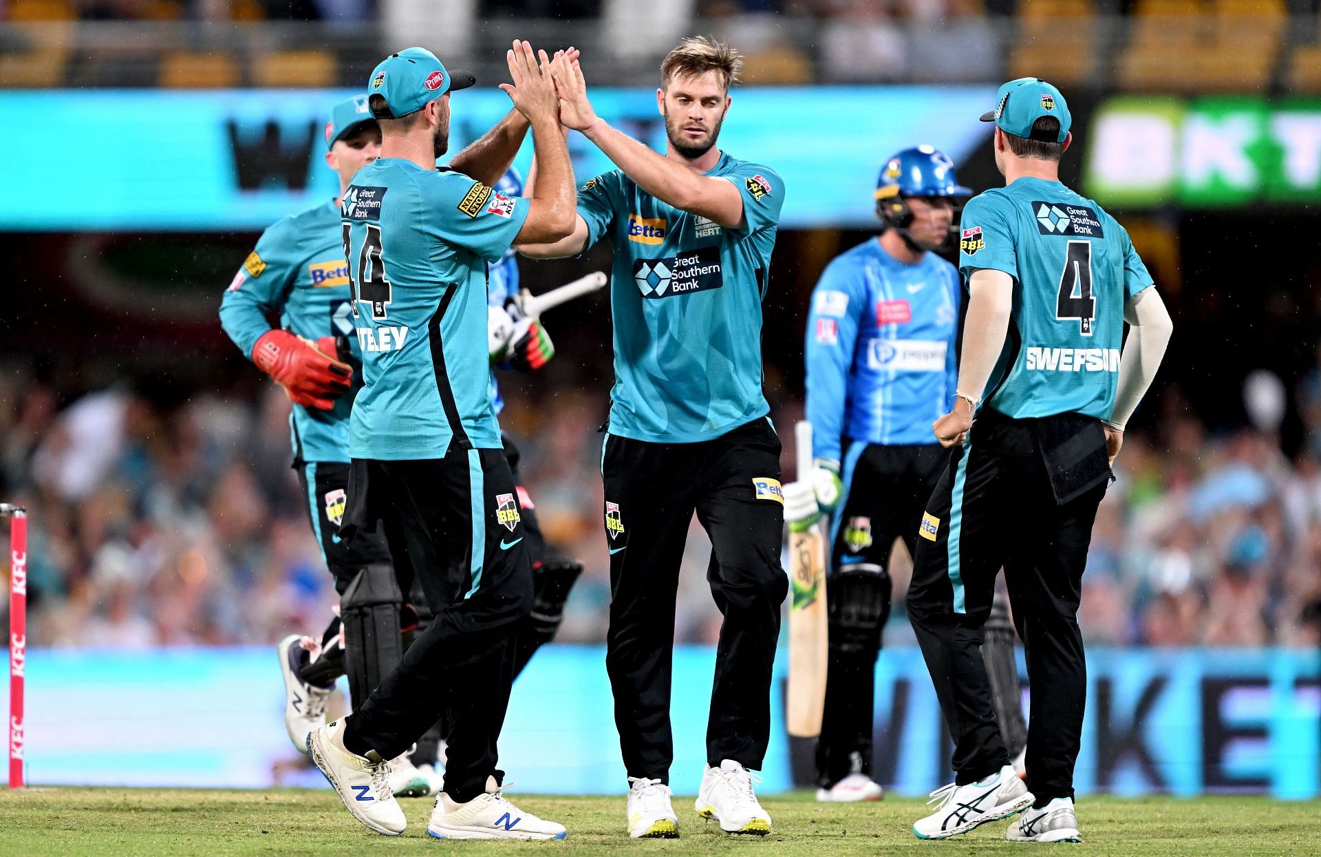 BBL - Brisbane Heat v Adelaide Strikers