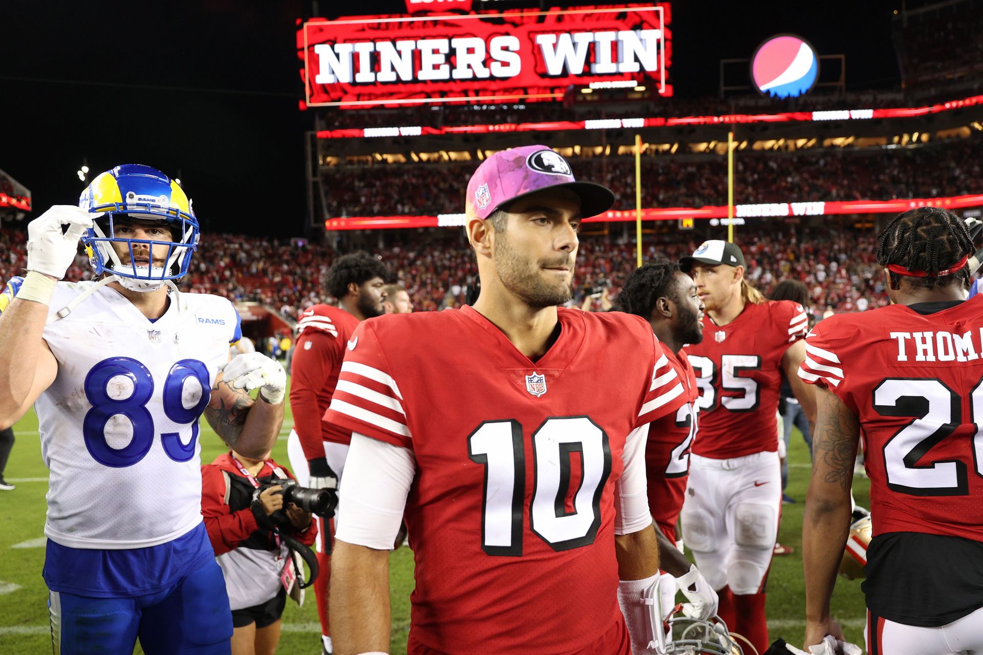 49ers' Jimmy Garoppolo stays on roster in case of playoff comeback