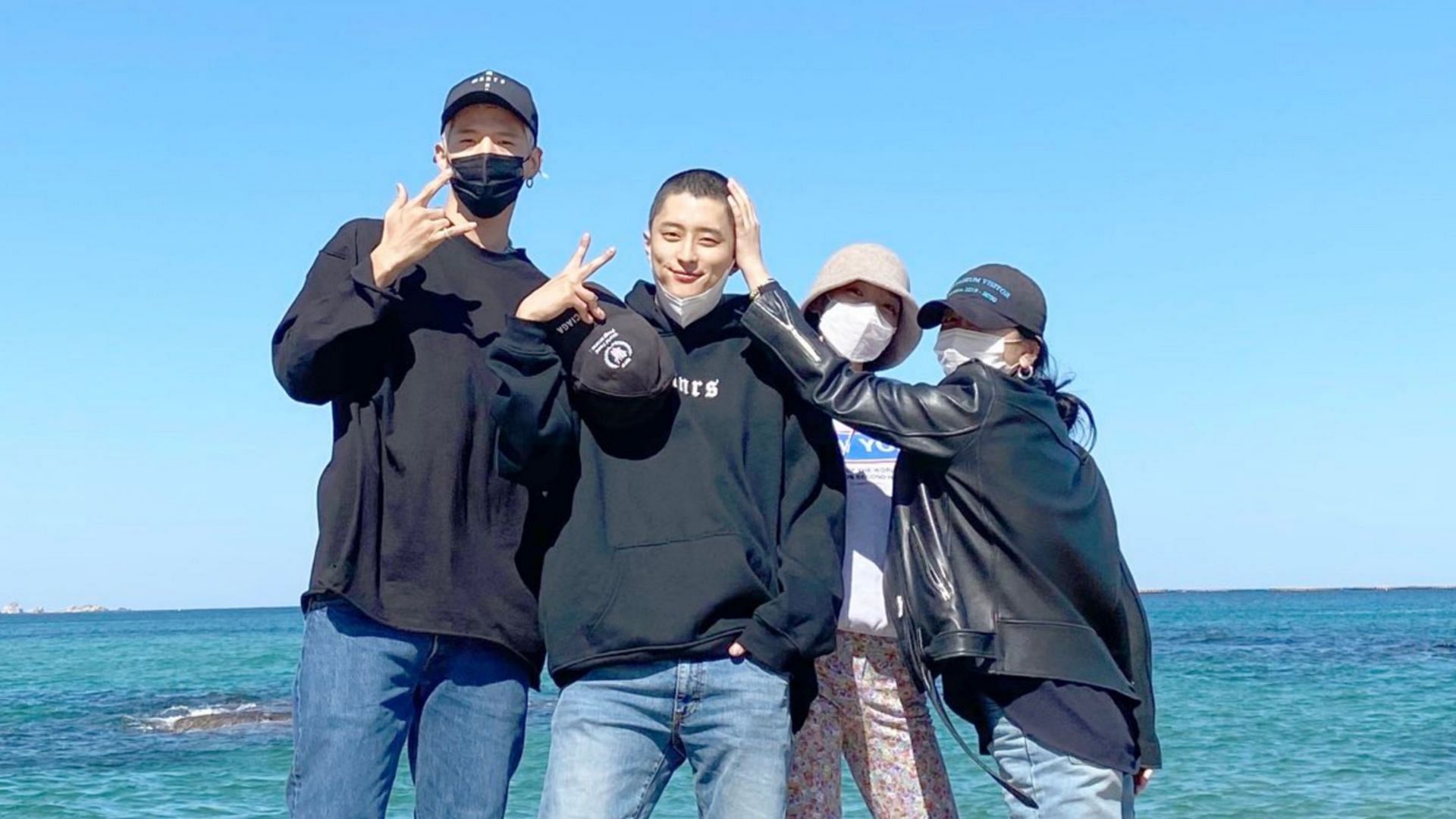 J.seph (second from left) left for his service as aan active duty soldier on October 5, 2020 and was released on April 4, 2022. (Image via Twitter/@KARD_Official)