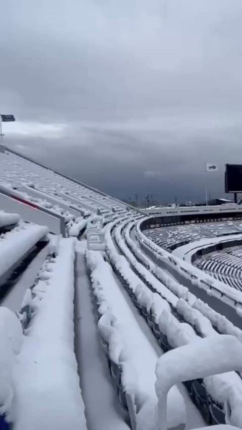 Bills game delayed, fans warned with 15-yard penalty for throwing snowballs