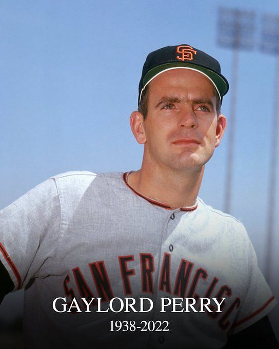 Gaylord Perry, MLB's spitball artist and Hall of Fame pitcher