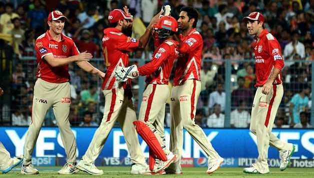 Kings-XI-Punjab-celebrate-fall-of-a-wicket2.jpg (628&times;355)