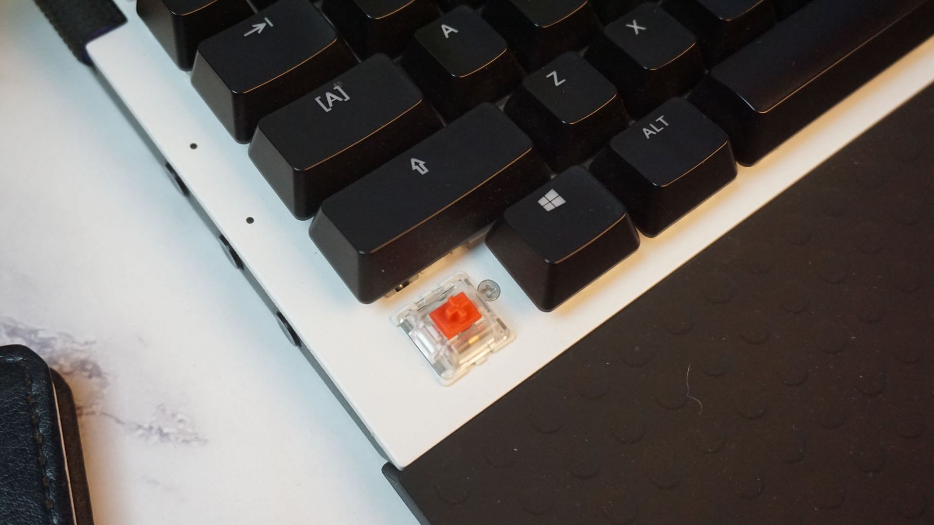 The Gateron Red linear switch (Image via Sportskeeda)