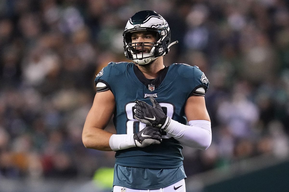 Is Dallas Goedert playing against the Chicago Bears? Update on Eagles TE  ahead of Week 15 clash