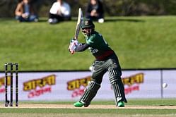 IND vs BAN 2022: "Not even a single yorker bowled with 50 runs to get" - Fans slam Men in Blue's death bowling in 1st ODI