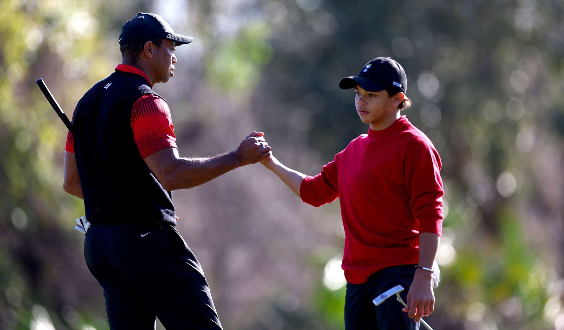 Tiger Woods and Charlie at the PNC Championship - Final Round (Image via Mike Ehrmann/Getty Images)