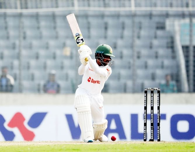 "It worked really well today" - Jamie Siddons on promoting Mominul Haque to number three