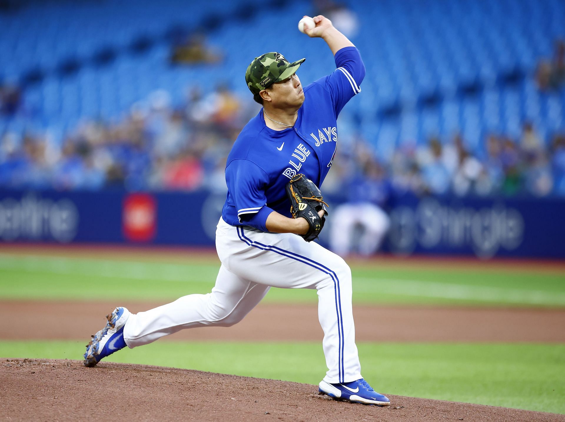 Toronto Blue Jays fans thrilled by news Hyun Jin Ryu is aiming to return  after All-Star break: He can help the team down the stretch