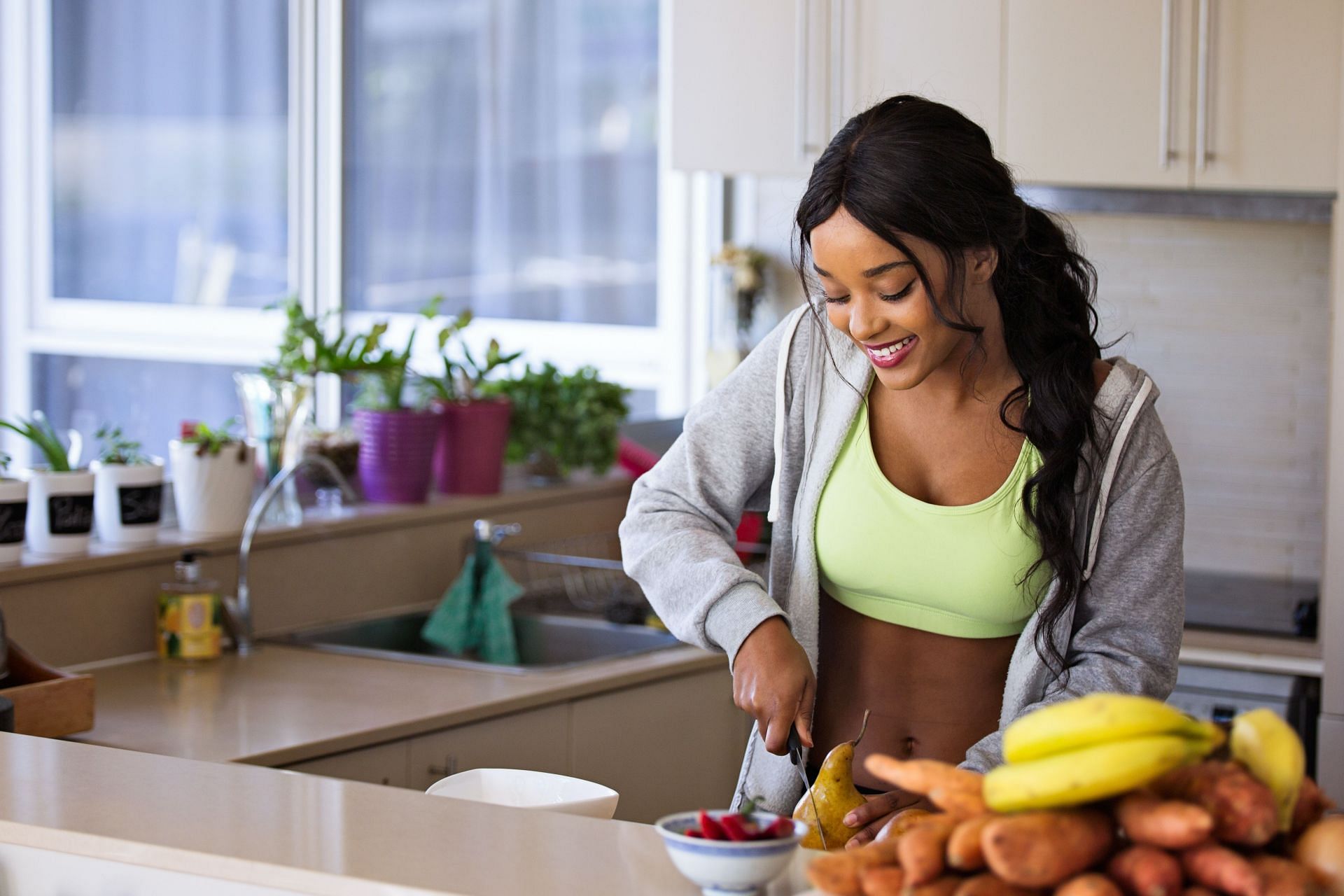 Healthy Habits To Support Weight Loss and Achieve Fitness Goals (Image via Pexels)