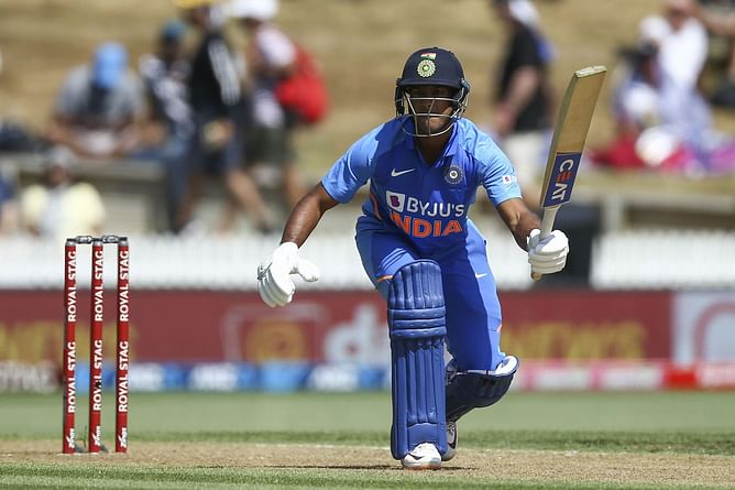 3 players RCB might be tempted to target in the IPL 2023 auction but shouldn't