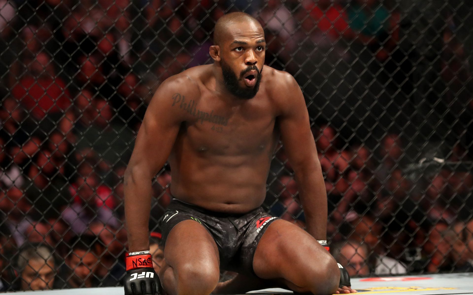 Jon Jones before during his UFC 239 fight against Thiago Santos