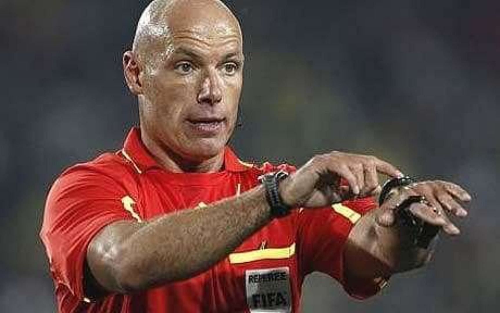 Howard Webb received a lot of criticism and ridicule for supposedly supporting Manchester United.