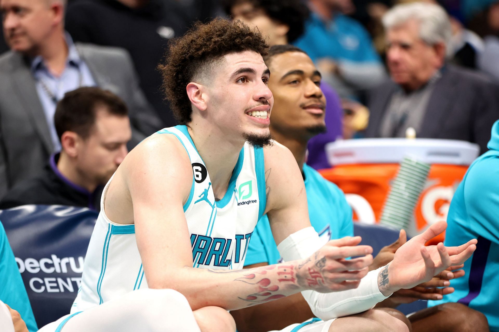 LaVar: Hornets should call LiAngelo from G League, play him with LaMelo
