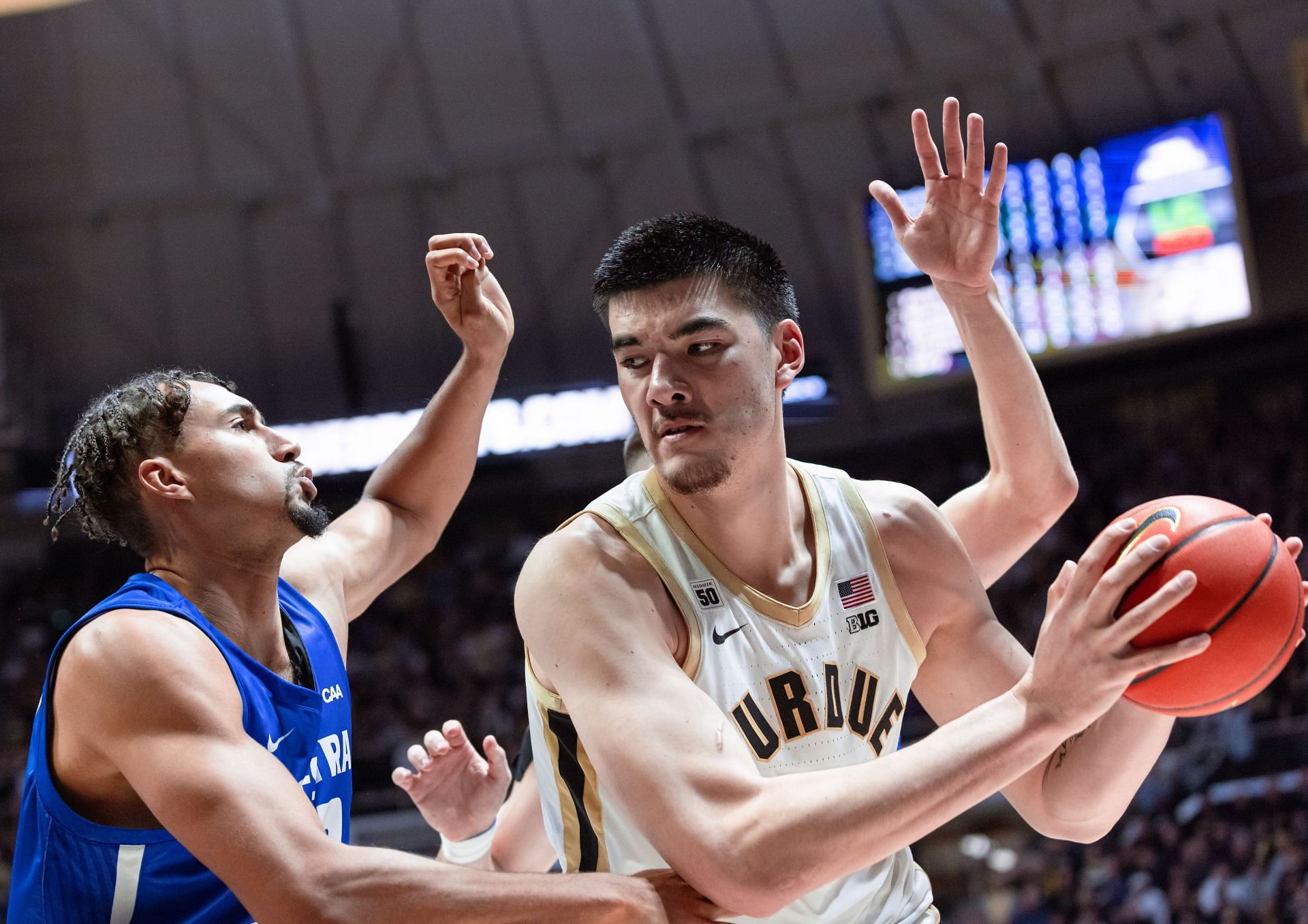 Purdue Boilermakers big man Zach Edey vs Hofstra