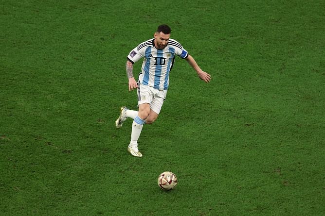 Lionel Messi's 3 closest cricketing parallels