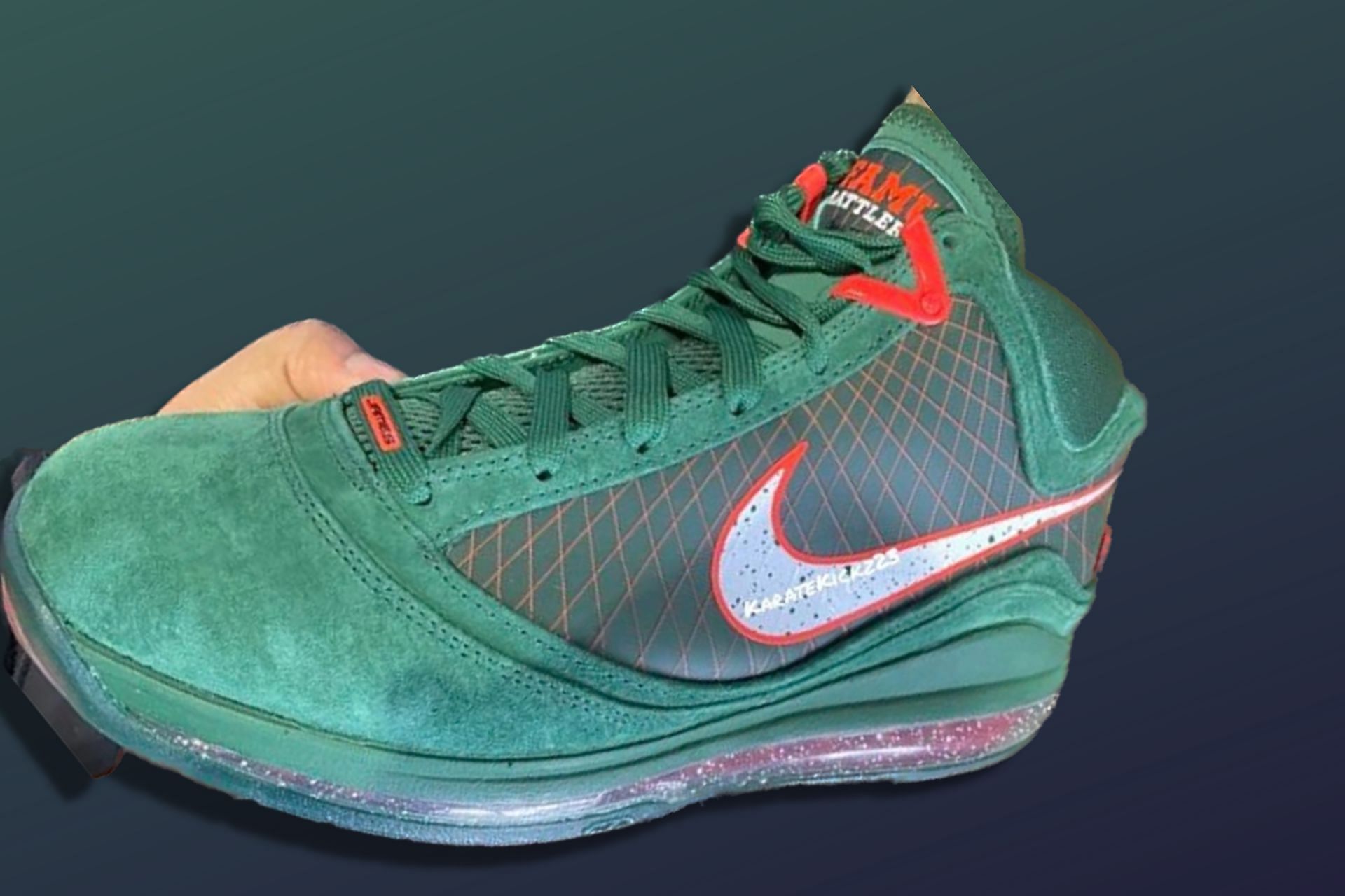 Here&#039;s a detailed look at the upcoming FAMU x Nike LeBron 7 Green colorway (Image via Sportskeeda)