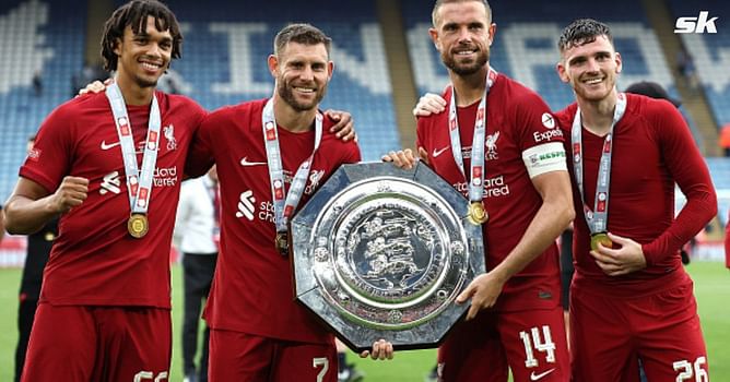 "No one's allowed their phone for dinner" - Liverpool star admits that he is in charge of enforcing fines and penalties for the squad