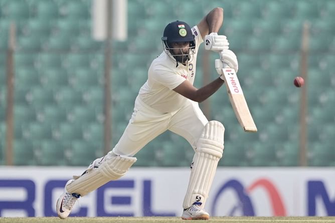 Dinesh Karthik hails Ravichandran Ashwin after Dhaka knock: “Pressure generally gets the best out of him”