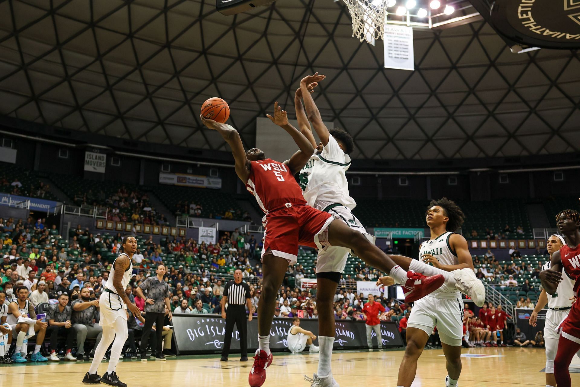 Hawaiian Airlines Diamond Head Classic - Washington State v Hawaii
